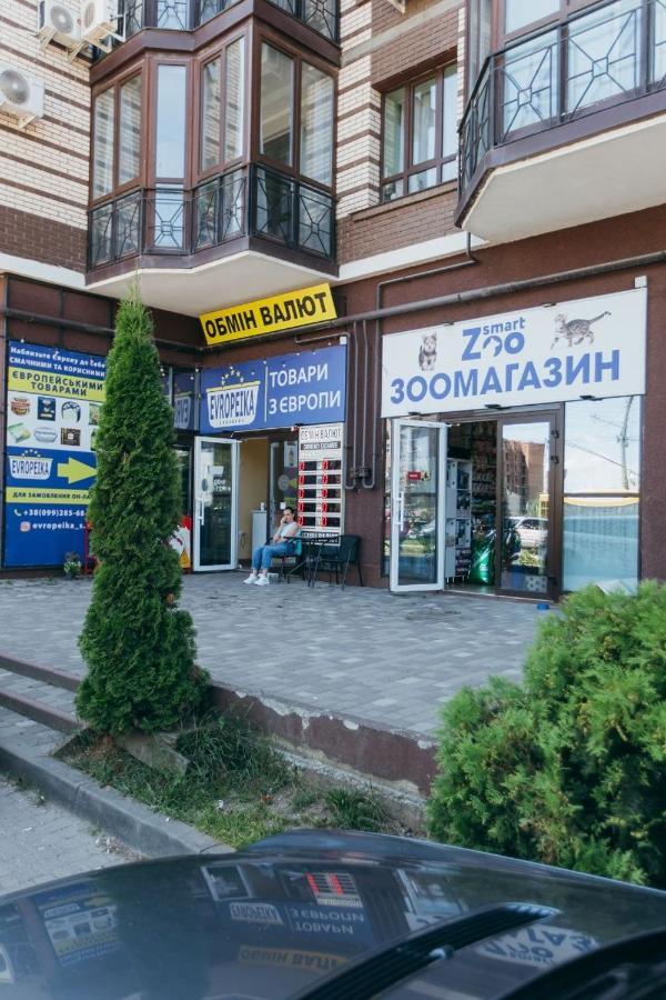 Atlant Luxury Big Family Apart On Golovna З Двома Окремими Спальнями Навпроти Тц Депот Безконтактне Заселення Черновцы Экстерьер фото